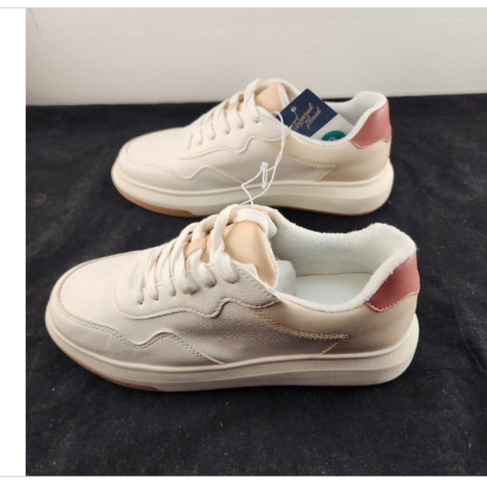 Women's Flora Sneakers - Universal Thread Pink